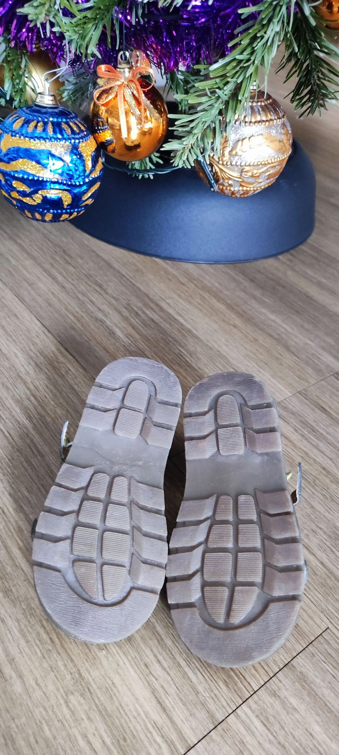 Boy's LuluCastagnette Sandals Size 24 🐻 – photo 4